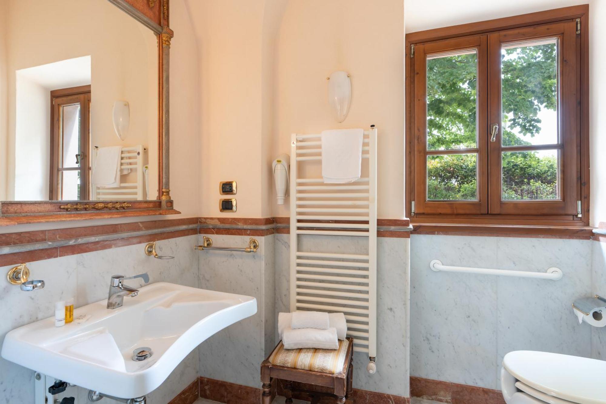 Relais Villa Bianca Gambassi Terme Szoba fotó